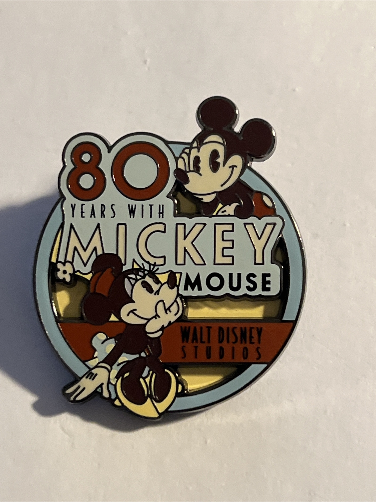 Disney Pin 65699 WDSB Cast Burbank Studios 80 Years With Mickey Mouse LE 300 A9