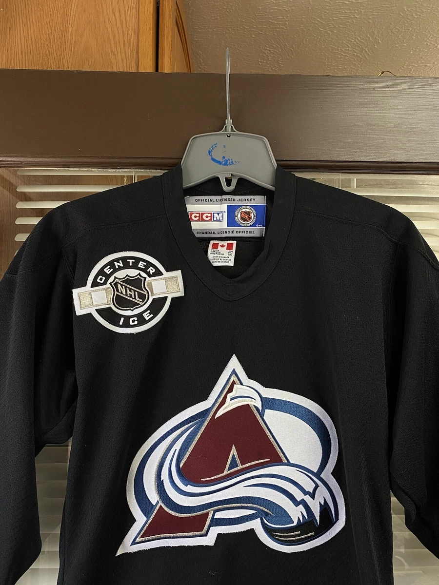 black avalanche jersey