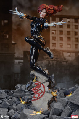 SIDESHOW Black Widow Premium Format Statue MINT!!! NEW IN BOX!!!