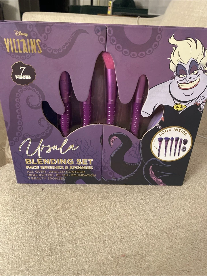 Juego de brochas y mezcladoras de maquillaje Disney Villians Ursula - Nuevo en caja 7 piezas Foto 3 de 4