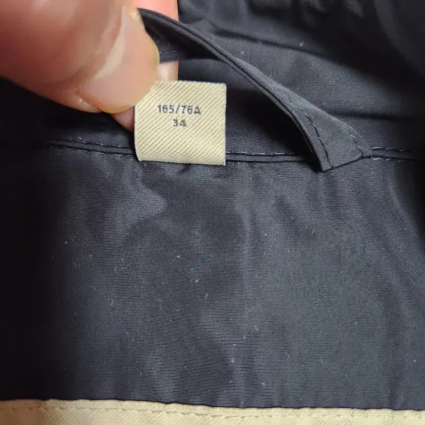 Burberry Black Trench Coat for Women thumbnail 5