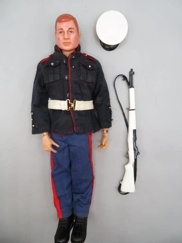 Vintage 1964 GI JOE Action Marine Dress Parade (7)