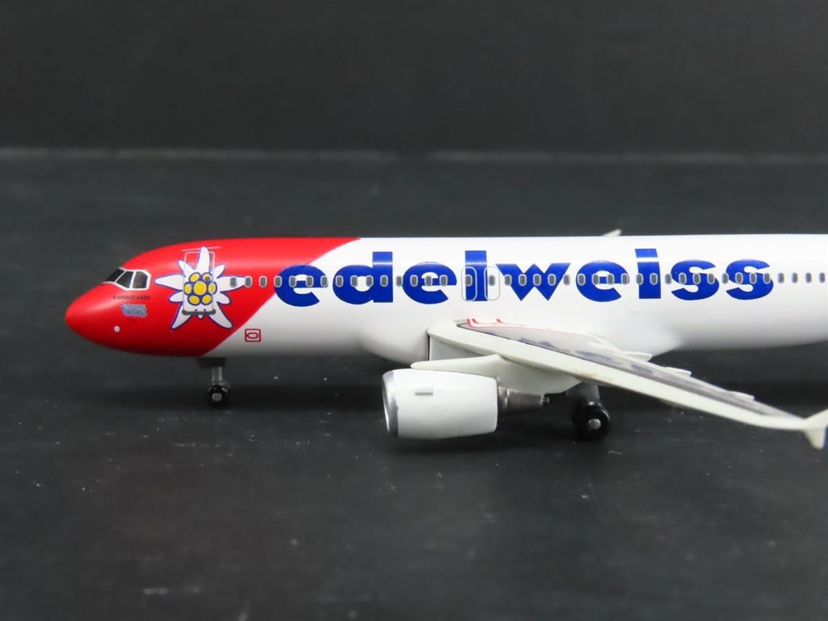 1:400 Dragon Wings Tucano 55302 Die-Cast Edelweiss A320-214