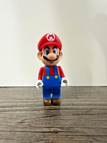 KNEX Nintendo Mario Kart Wii Mini Figures Princess Peach Daisy Luigi Wario K'NEX