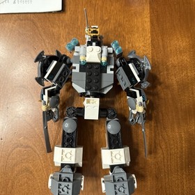 LEGO NINJAGO: Titan Mech Battle (70737)