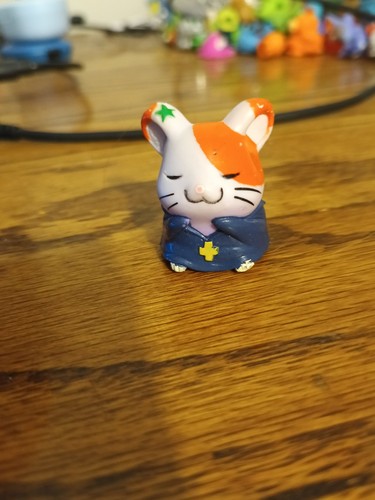 Hamtaro orange & weiß Priester Hamster - Vintage Gashapon Mini Figur - Bleistift Top