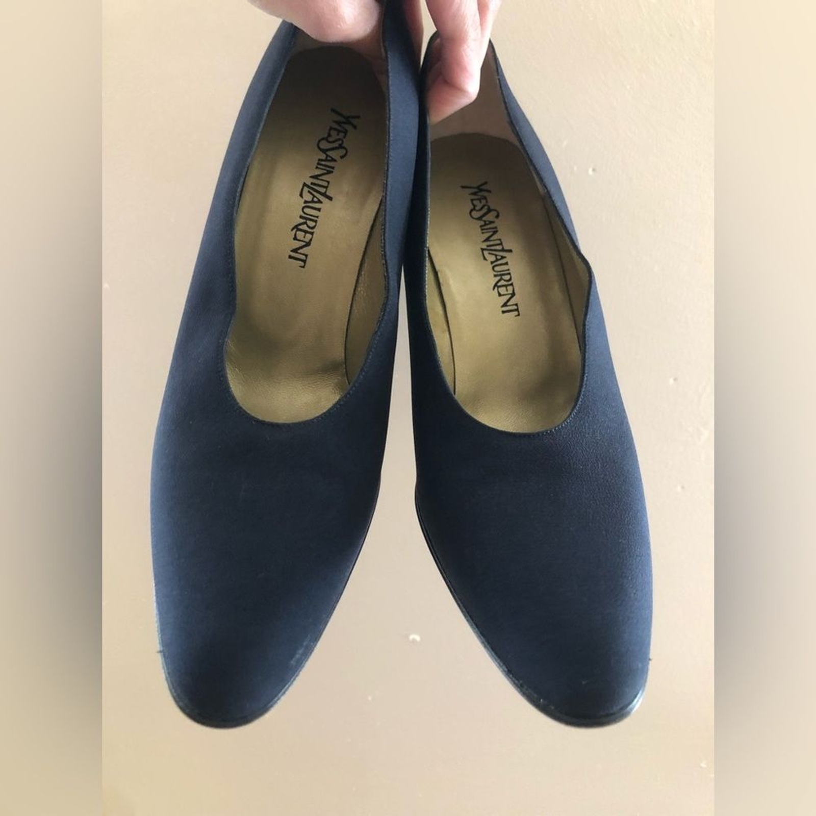 YVES SAINT LAURENT tacchi corti in tessuto nero taglia 8 5