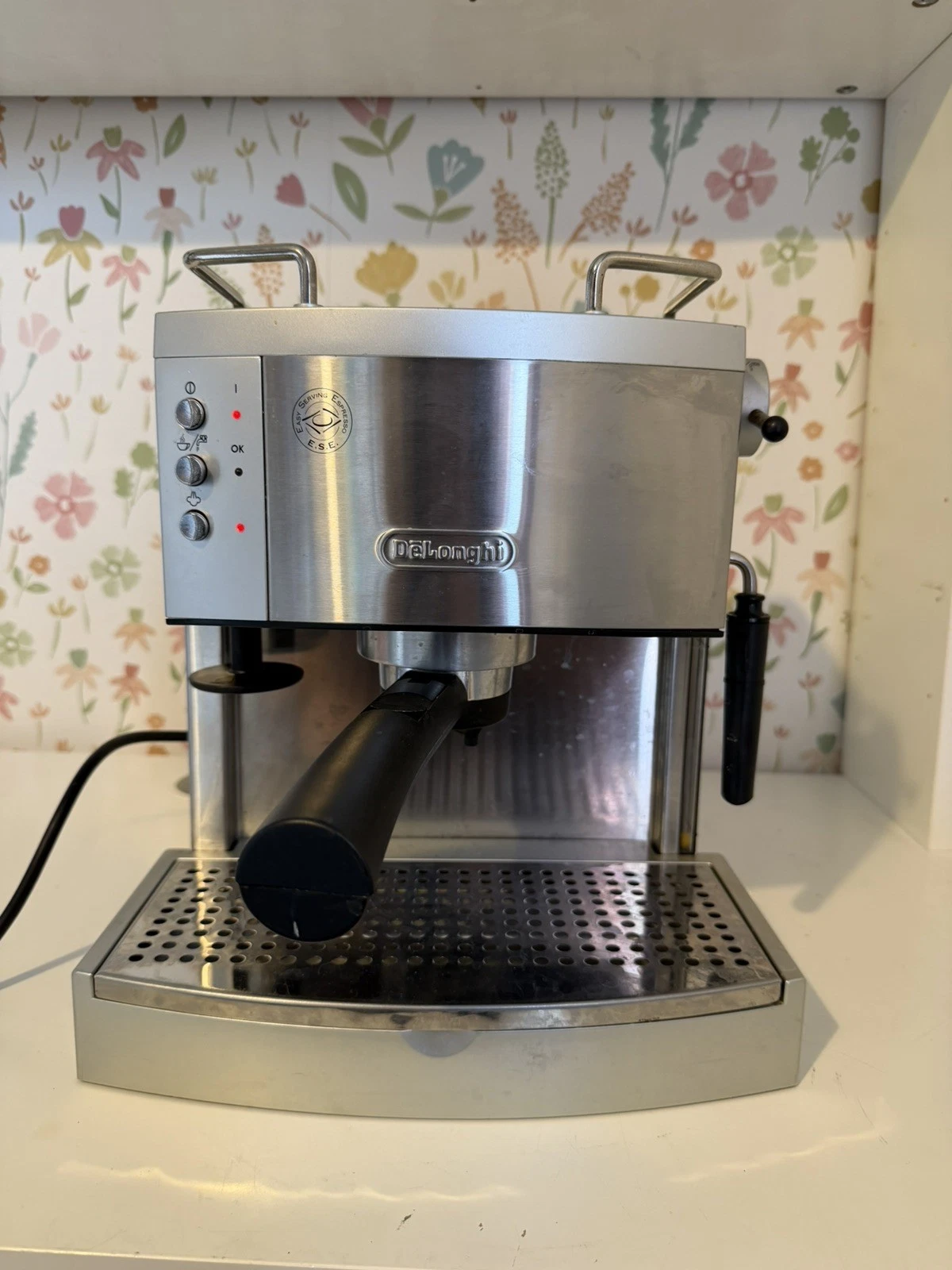 De'Longhi EC710 Silver Espresso Coffee Machine - Very Good Condition