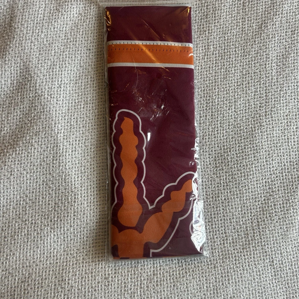 Virginia Tech Hokies 12.5"x18" 2 Caras Fútbol Jardín Bandera Nuevo en Paquete Foto 3 de 4