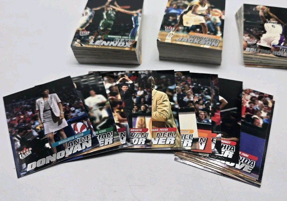 2001 Fleer Ultra WNBA Basketball Basic 123 Card Set (No Chase Rookies 124-150) - Image 3 of 4