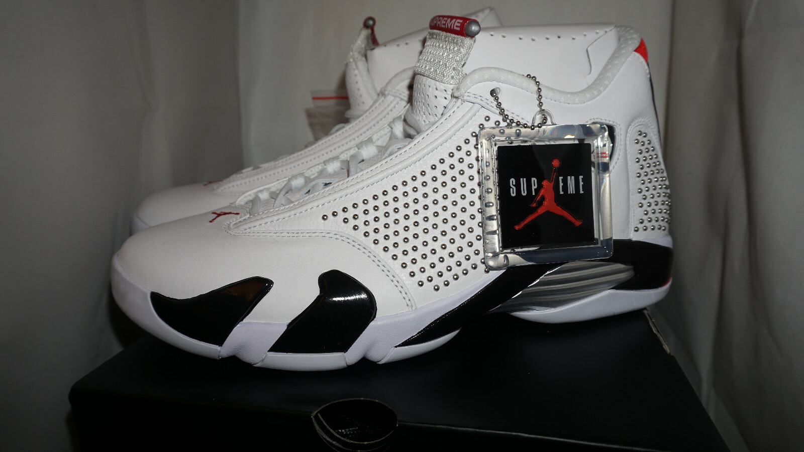 Jordan 14 Retro x Supreme White 2019 
