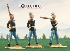 VINTAGE LEAD FIGURES - SOLDIERS X 3    1274
