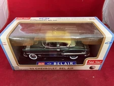 Sun Star 1953 Chevrolet Bel Air 1/18 Scale - Green/Cream