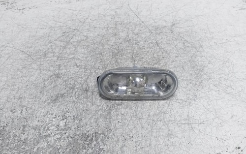 VW PASSAT B6 3C2 Kotflügelblinker vorne rechts 1J0949117 2.0 Diesel 27621911