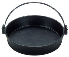 Sanwa Seiki Seisakusho sukiyaki pot with vines (black) 20cm iron castings QSK500