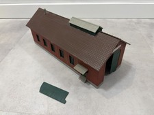 PIKO Lokschuppen Bahnbetriebswerk Burgstein H0 Modellbahn Gebäude Lokschuppen