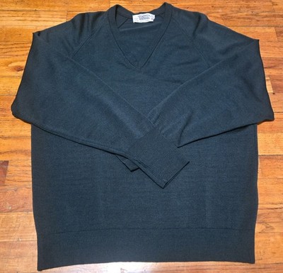 VTG Tekau New Zealand Merino Wool V-Neck Sweater Green Knit Pullover- Large