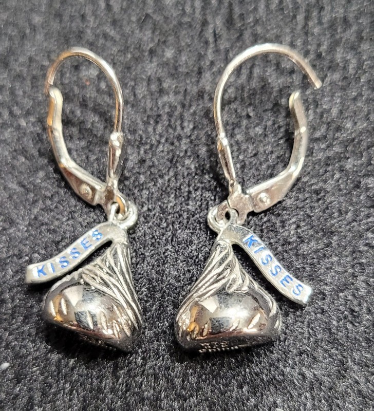  Sterling Silver 925 earrings"Hersheys Kisses"/Flatback Leverback 3cm Drop 3.47g