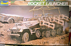 Revell Kfz 251/1 Rocket Launcher 8308 1/35 scale inventoried complete bagged NOS
