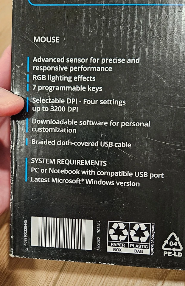 Ratón para juegos iluminado Erazer y alfombrilla de ratón XL de Medion - Nuevo en caja abierta Foto 4 de 4