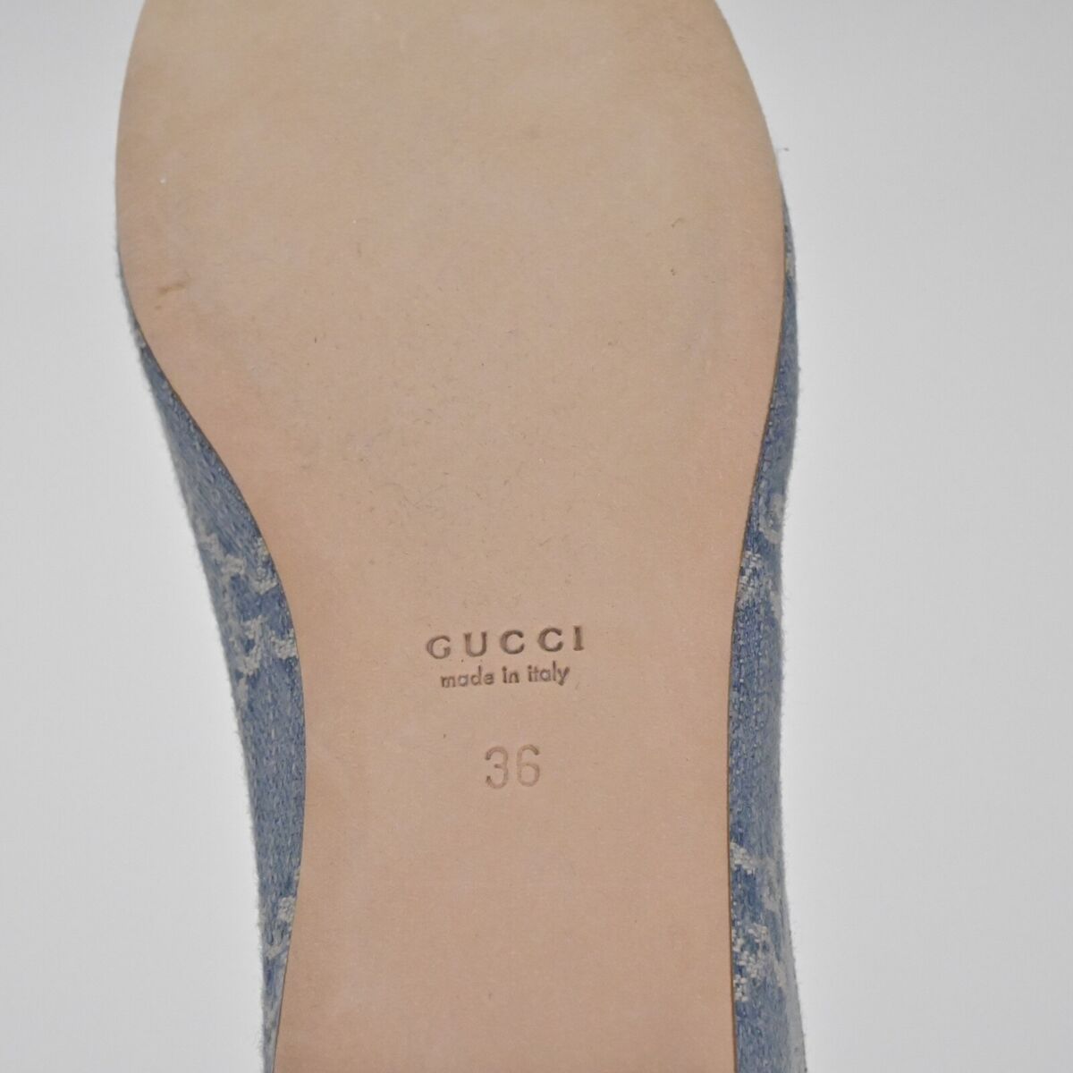 GUCCI Monogram Flats Womens Sz 36 Blue Denim Brown Leather GUCCI Monogram Flats Womens Sz 36 Blue Denim Brown Leather
