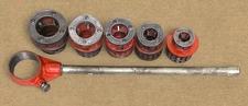 Ridgid 12-R Pipe Threader Die Head W Ratchet 5 Dies