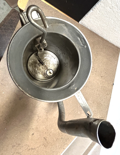 Stazione di servizio Brookins vintage 1/4 gallone lattina olio beccuccio oscillante azionato da pollice - Foto 6 di 7