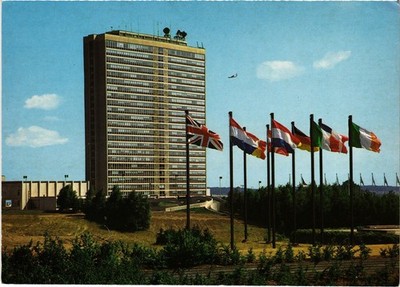 CPM AK Luxembourg Centre Europeen LUXEMBOURG (1495235)