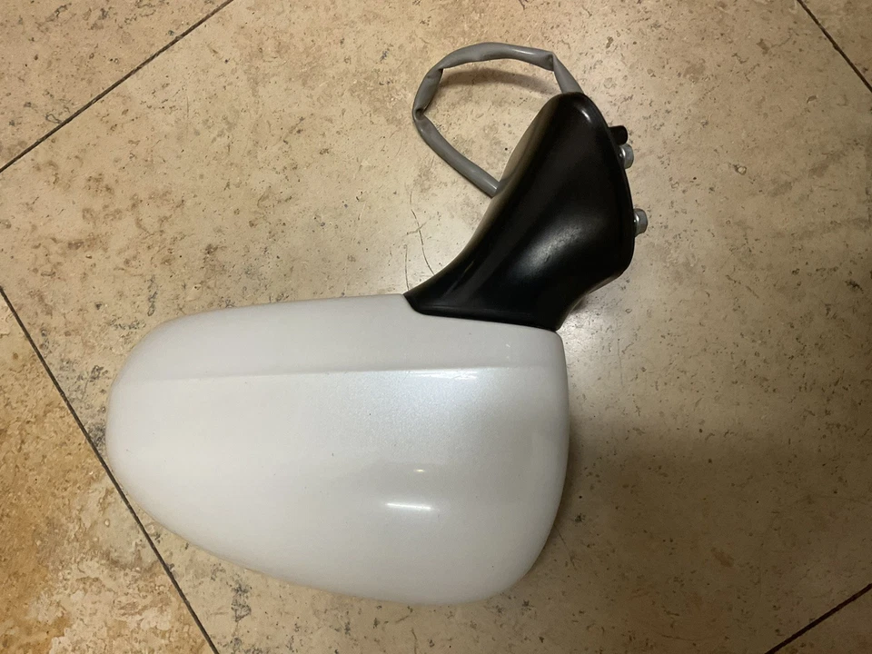 2012-2013-2014-2015 丰田普锐斯 V 左驾驶员侧门镜 原始设备制造商 — 第 4/4 张图片