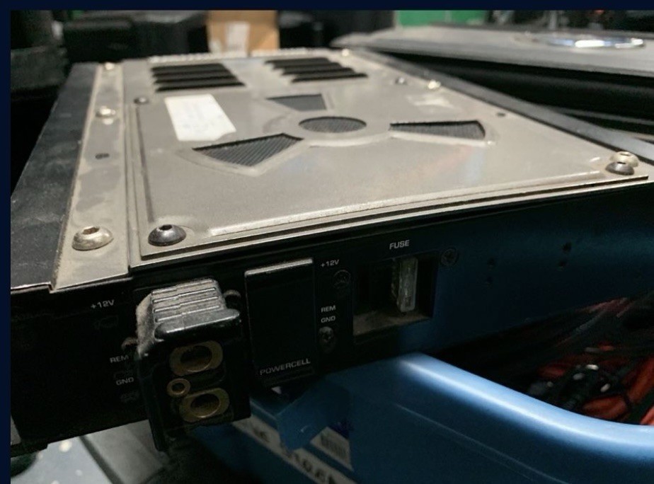 Lightning Audio S4.300 4-Channel Car Amplifier – Untested – For