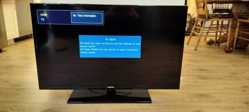 Samsung UN39FH5000F 39" Full HD LED TV w/ Remote & Stand