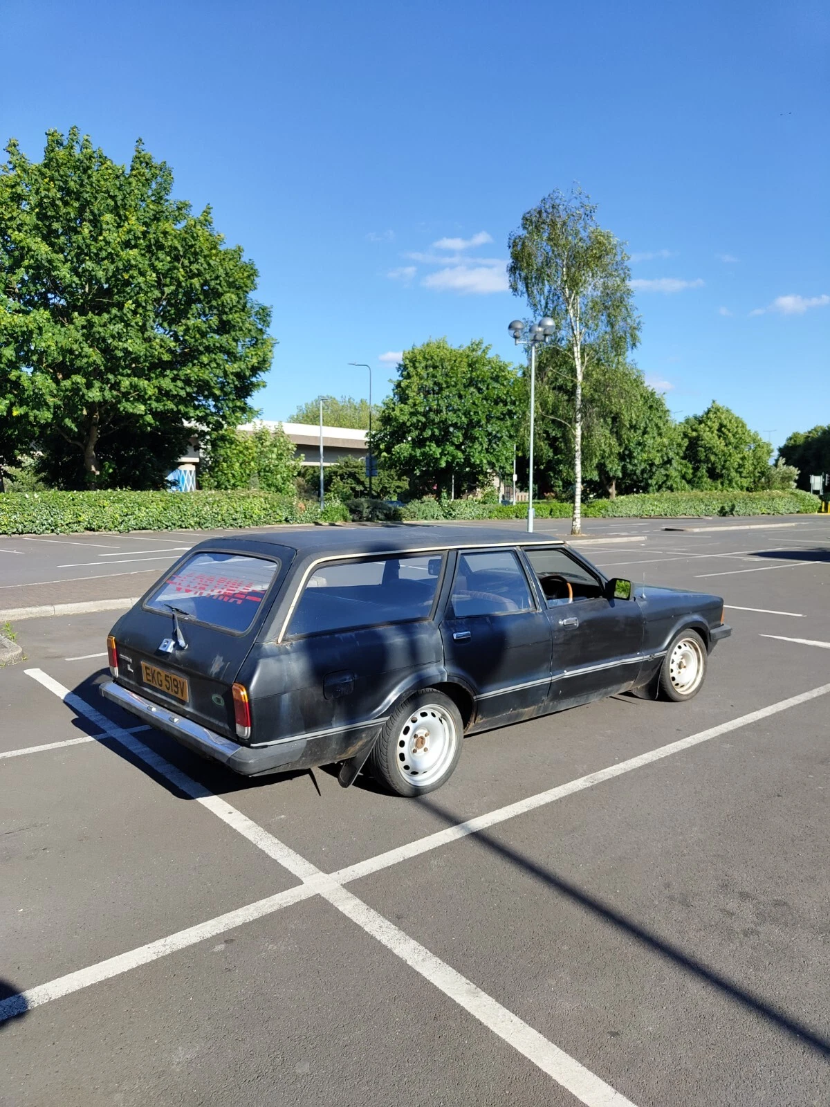 ford cortina mk5 Estate - Picture 4 of 12