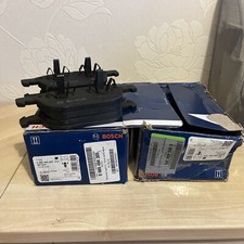 Volvo XC60 BOSCH OEM front brake pads x 2  - Dual Clip B4