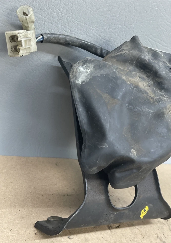 Motor limpiaparabrisas Mazda GLC 1981-1985 FABRICANTE DE EQUIPOS ORIGINALES Foto 2 de 4