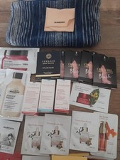 Lotto 24 campioncini assortiti  NUOVI PROFUMO, Viso ,capelli + Gadget+pochette 