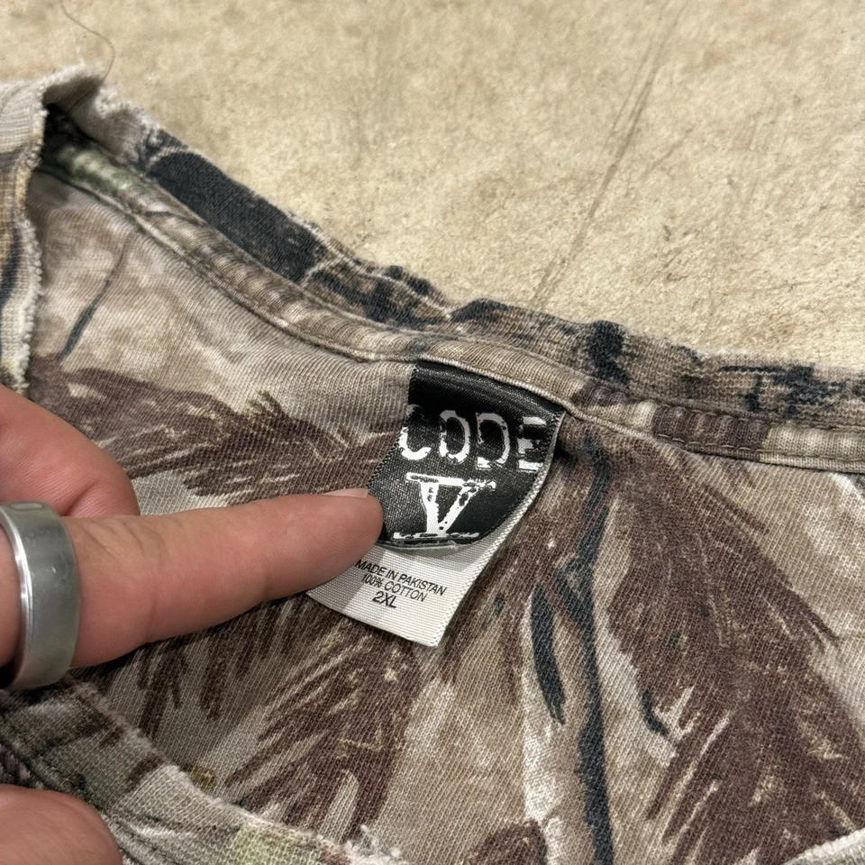 Yooperman Men’s Camo T Shirt 2XL Realtree Code V Camouflage Hunting Outdoors - Image 3 of 4