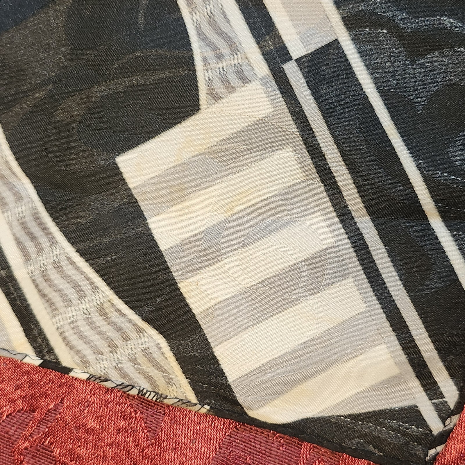 Vintage Phineas Creed Black + White Abstract 100% Polyester Pocket Square 10" image 7