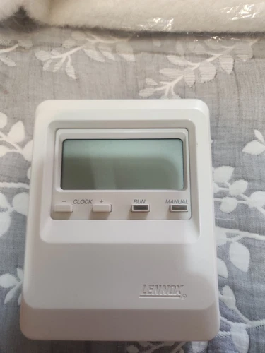 LENNOX Heatcraft Programmable Thermostat  Heat Pump Furnace Innovator L211407CS