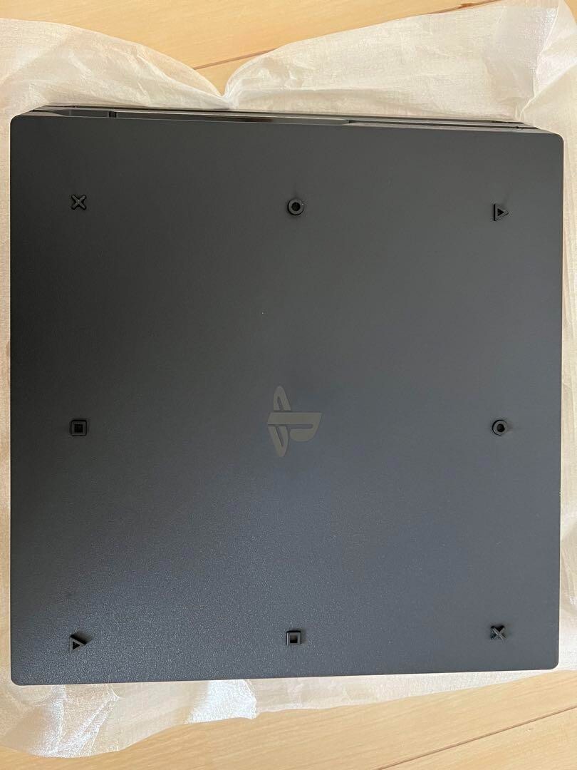 PlayStation 4 Pro Console MONSTER HUNTER WORLD LIOLAEUS EDITION 