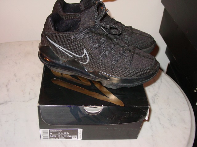 lebron 17 triple black