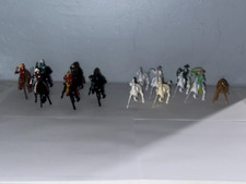 VINTAGE Cowboys and Indians Vintage 22 Piece Collection.