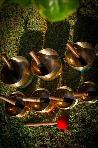 BEST 7 singing bowls set for 7 chakra meditation, sound healing and yoga - Picture 5 of 8