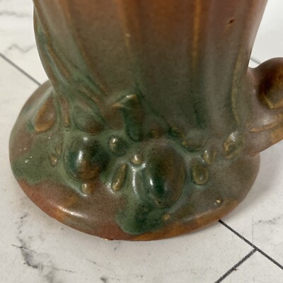 Vintage 1930's McCoy Pottery Cornucopia Leaves & Berries Vase 6 1