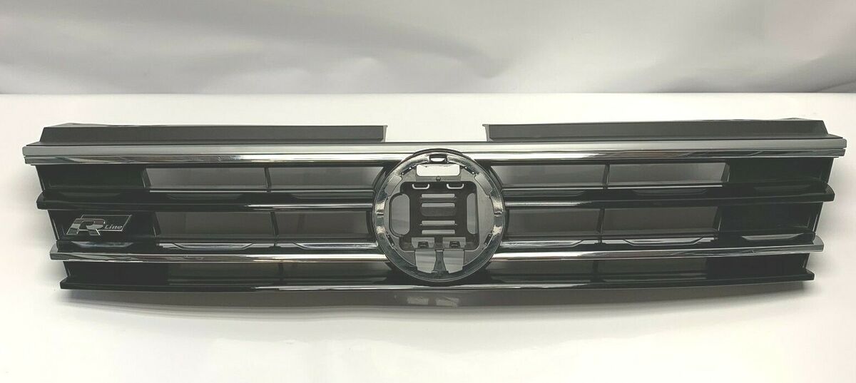 2016 2017 Volkswagen Tiguan 5NA R-Line Front Upper Center 2016 2017 Volkswagen Tiguan 5NA R-Line Front Upper Center