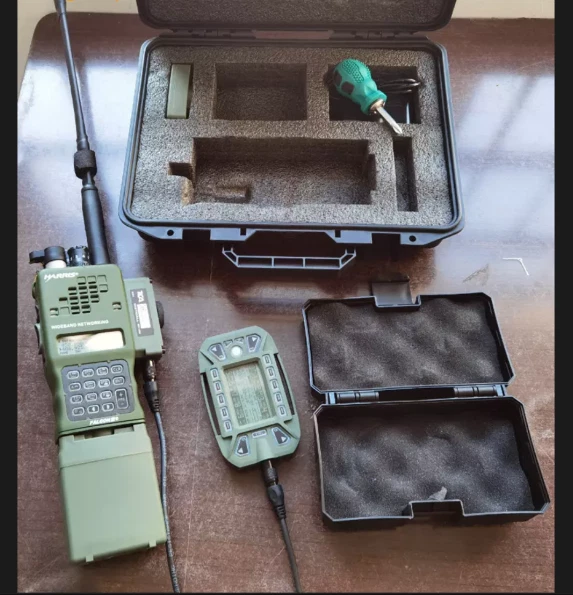 NOW! TCA AN/PRC 152 Multiband 15W Handheld Radio GPS MBITR Aluminum Shell KDU - Image 2 of 4