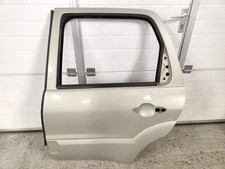 Porte arrière et accessoires Mazda TRIBUTE