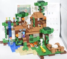 LEGO® MINECRAFT  The Jungle Tree House - #21125 - 100% Complete