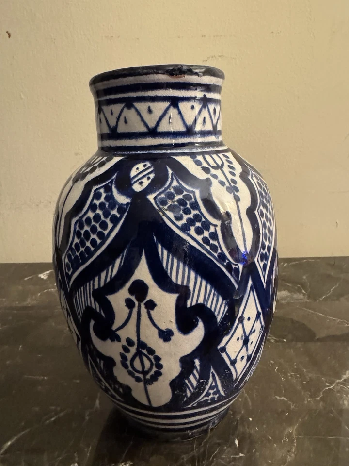 antique iznik persian pottery Vase - Image 4 of 4