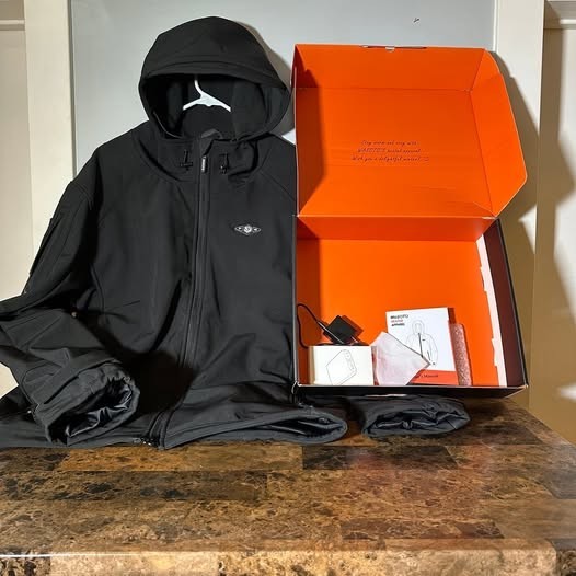W/12v Battery Pack, Detachable Hood