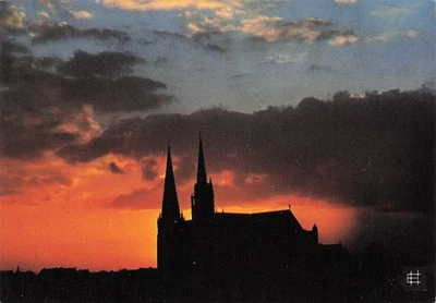 28 CHARTRES LA CATHEDRALE - Photo 1/2